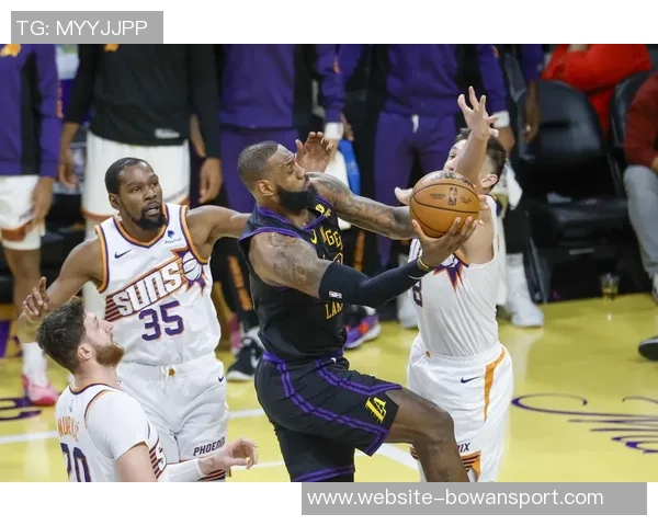 今天湖人对阵太阳精彩直播全程回顾与赛后分析尽在这里 今天湖人对阵太阳精彩直播全程回顾与赛后分析尽在这里