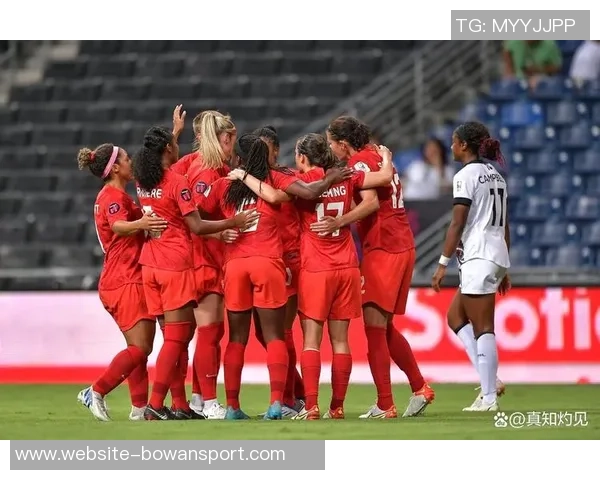 加拿大女足与喀麦隆女足激战正酣展现巾帼风采与足球激情的精彩对决 加拿大女足与喀麦隆女足激战正酣展现巾帼风采与足球激情的精彩对决