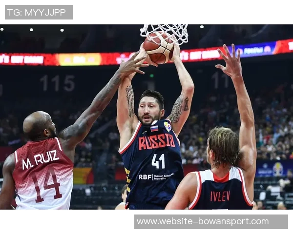 国际赛精彩对决俄罗斯队挑战巴西队展现足球魅力与激情